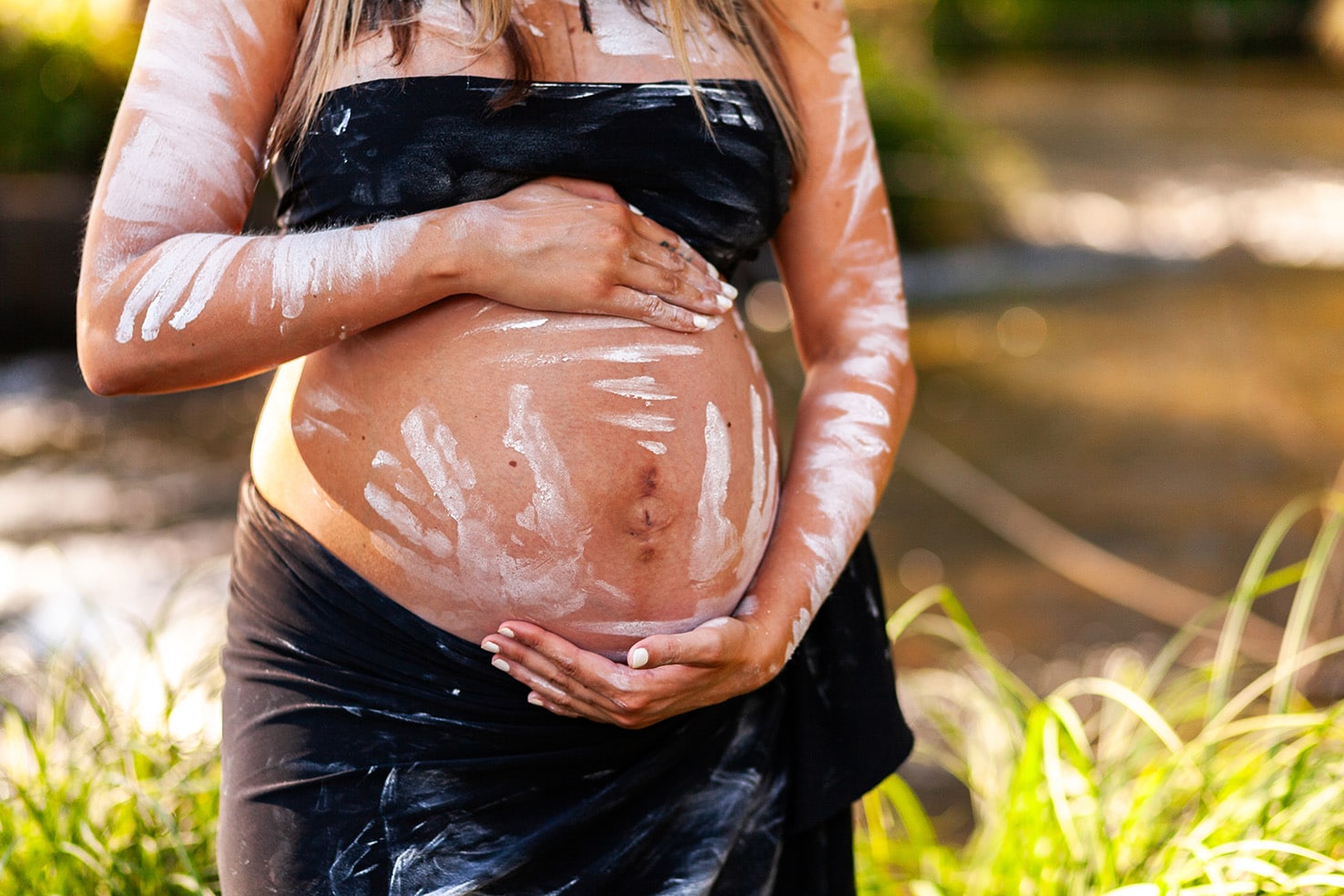 Pregnant Aboriginal woman